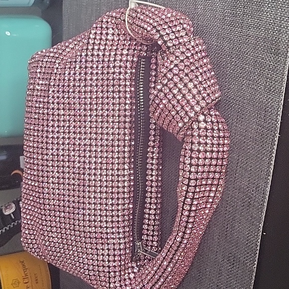 Pink Blingy Shoulder Bag with Soft Slouchy Design - Picture 6 of 11